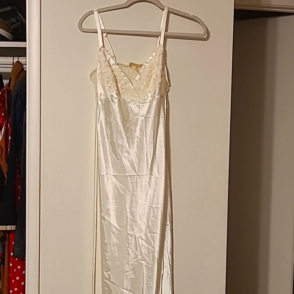 Flora Nikrooz Nightgown Slip set - Picture 2 of 8